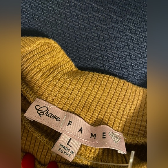 Trendy Short Sleeve Top - Picture 2 of 2